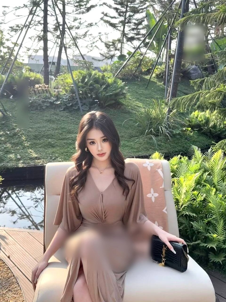 广东 广州 19岁 172cm 108 D杯 自由 可性感可纯欲,前凹后翘,幽默,个性独立,高情商,有分寸感,会喝点酒,厨艺好啥都会做,体贴细致 抽烟纹身:无 SM:轻微 无套:否 口交:可 过夜:可 同居:可 可飞:可 价格:30 特点:可性感可纯欲,前凹后翘,幽默,个性独立,高情商,有分寸感,会喝点酒,厨艺好啥都会做,体贴细致