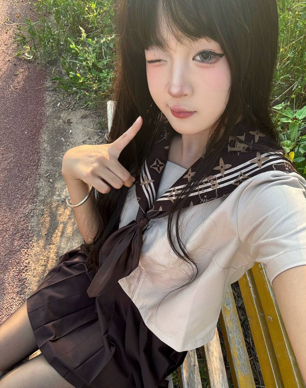 浙江 宁波 18岁 171cm 49 B杯 骚,接受度高 抽烟纹身:无纹身 SM:是 无套:可 口交:可 过夜:可 同居:可 可飞:可 价格:10 特点:骚,接受度高