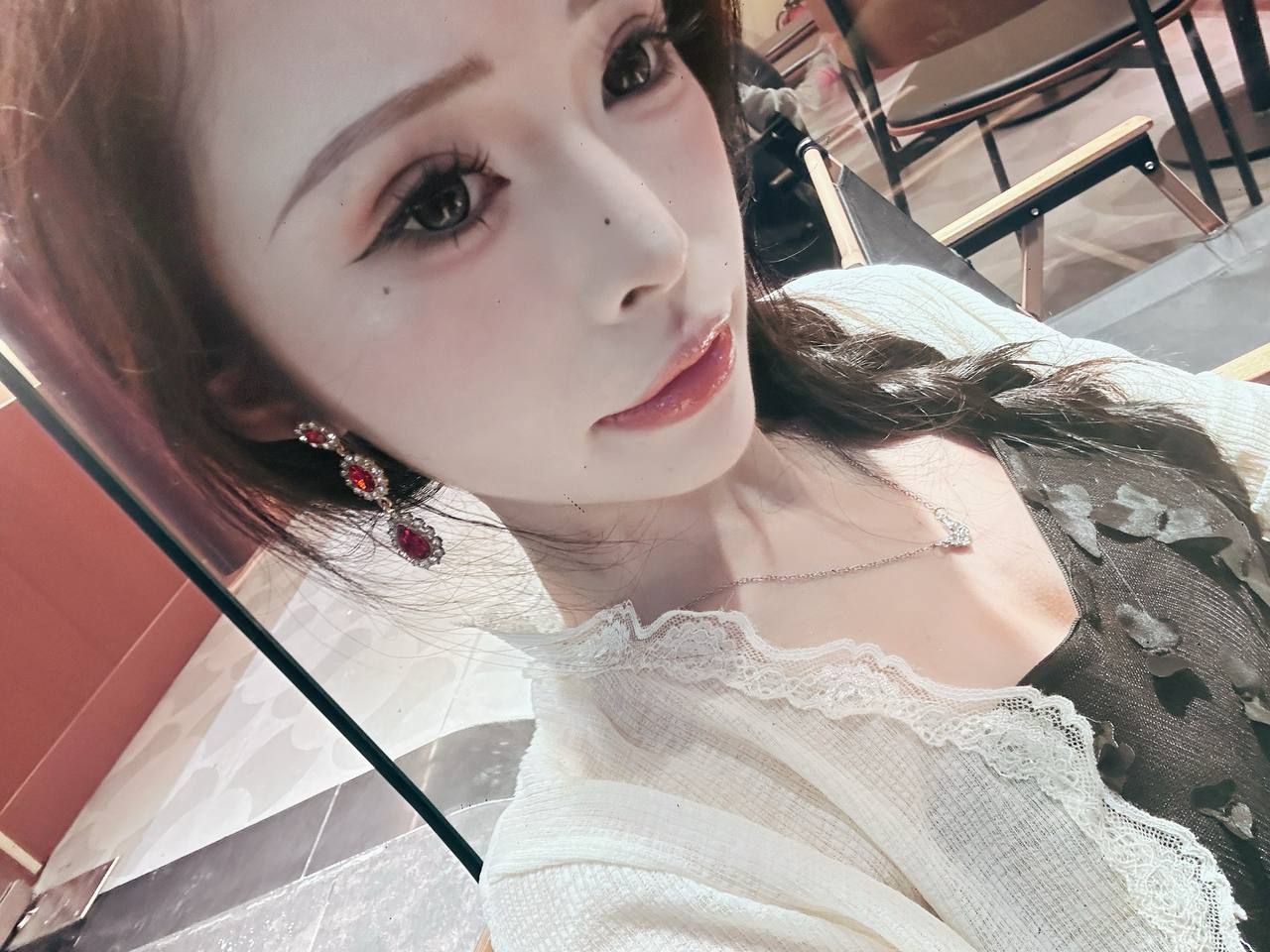 广东 汕头 18岁 161cm 82 B杯 美甲 听话 乖巧 抽烟纹身:有纹身 SM:否 无套:可 口交:可 过夜:可 同居:可 可飞:汕头 价格:18 特点:听话 乖巧