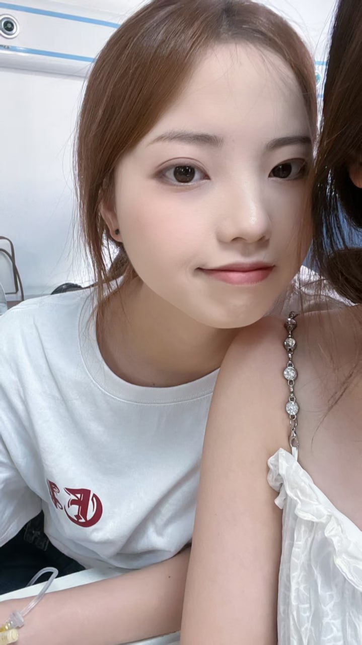 广东 广州 22岁 161cm 100 B杯 实习医生 敏感水多温柔懂事 抽烟纹身:无 SM:可 无套:否 口交:可 过夜:可 可飞:可 价格:14 特点:敏感水多温柔懂事