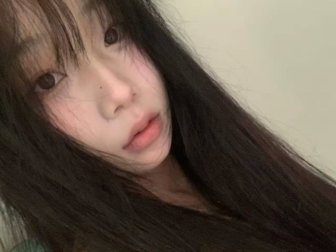 福建 厦门 20岁 166cm 90 B杯 学生 温柔可爱听话小m属性 学生妹 抽烟纹身:无 SM:是 无套:否 口交:可 过夜:可 同居:否 可飞:不 价格:12 特点:温柔可爱听话小m属性 学生妹