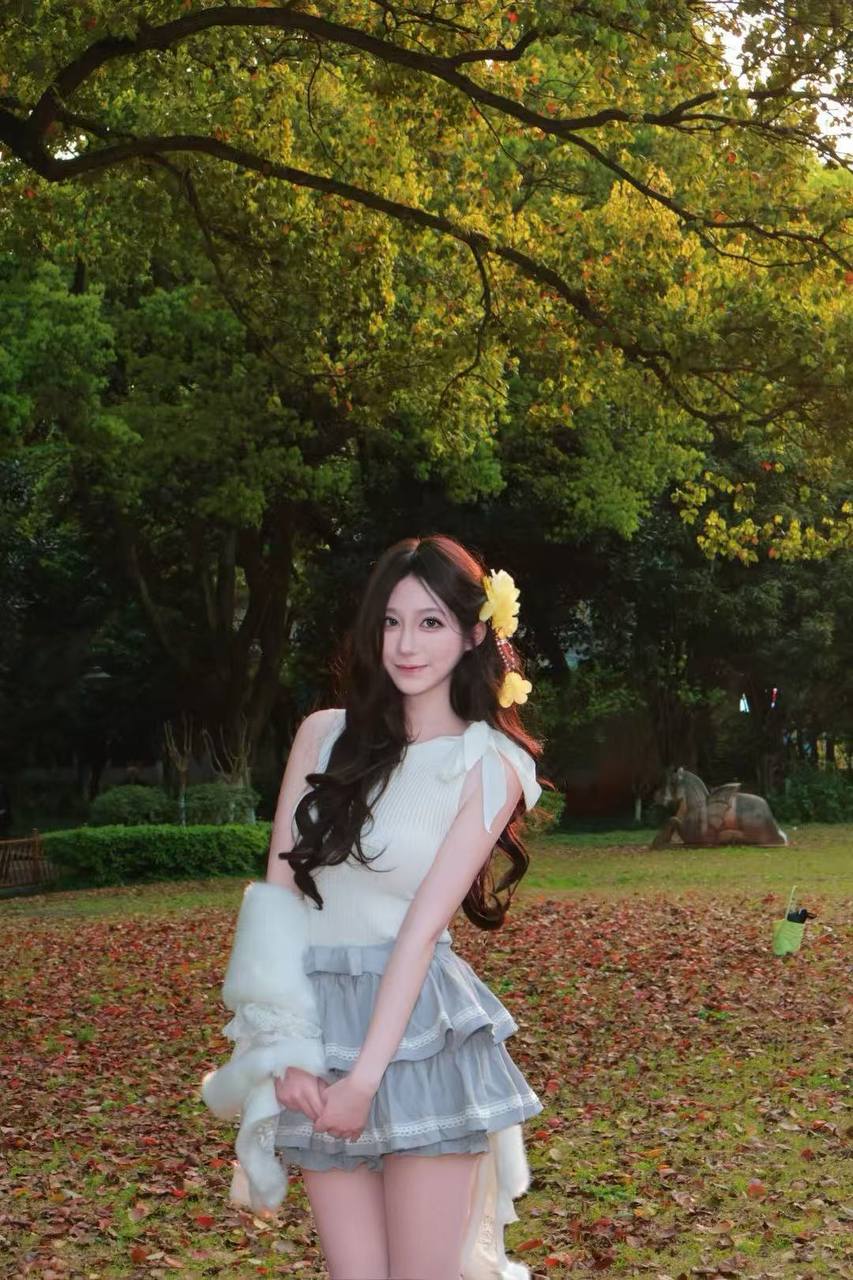 湖南 郴州 22岁 162cm 90 B杯 学生 听话、Lolita、jk 抽烟纹身:无 SM:否 无套:否 口交:可 过夜:可 同居:否 可飞:可 价格:8 特点:听话、Lolita、jk