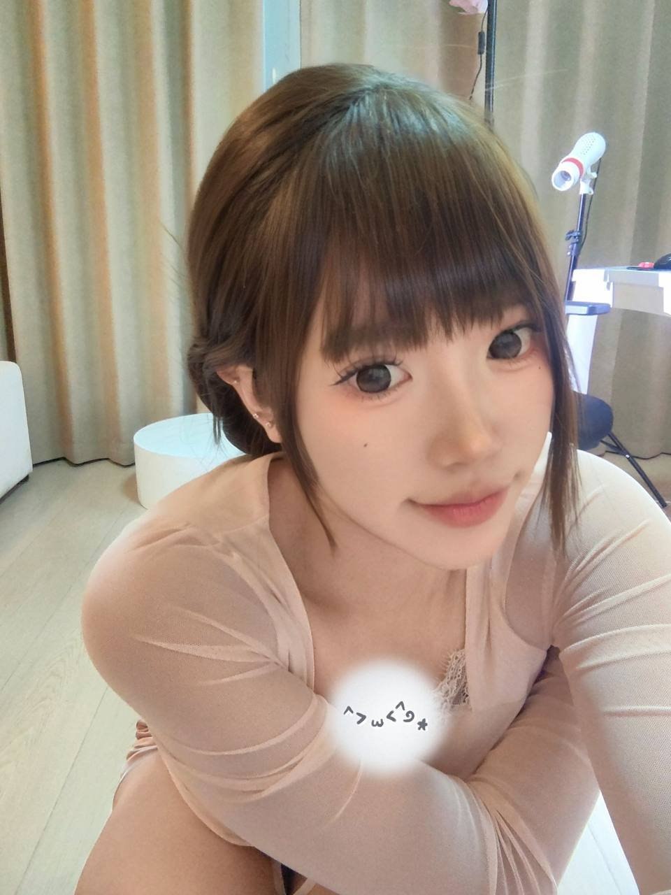 江苏 南京 24岁 164cm 107 B杯 工作 相chu舒服 情商高 抽烟纹身:无 SM:否 无套:否 口交:可 过夜:可 同居:否 可飞:可 价格:8 特点:相chu舒服 情商高