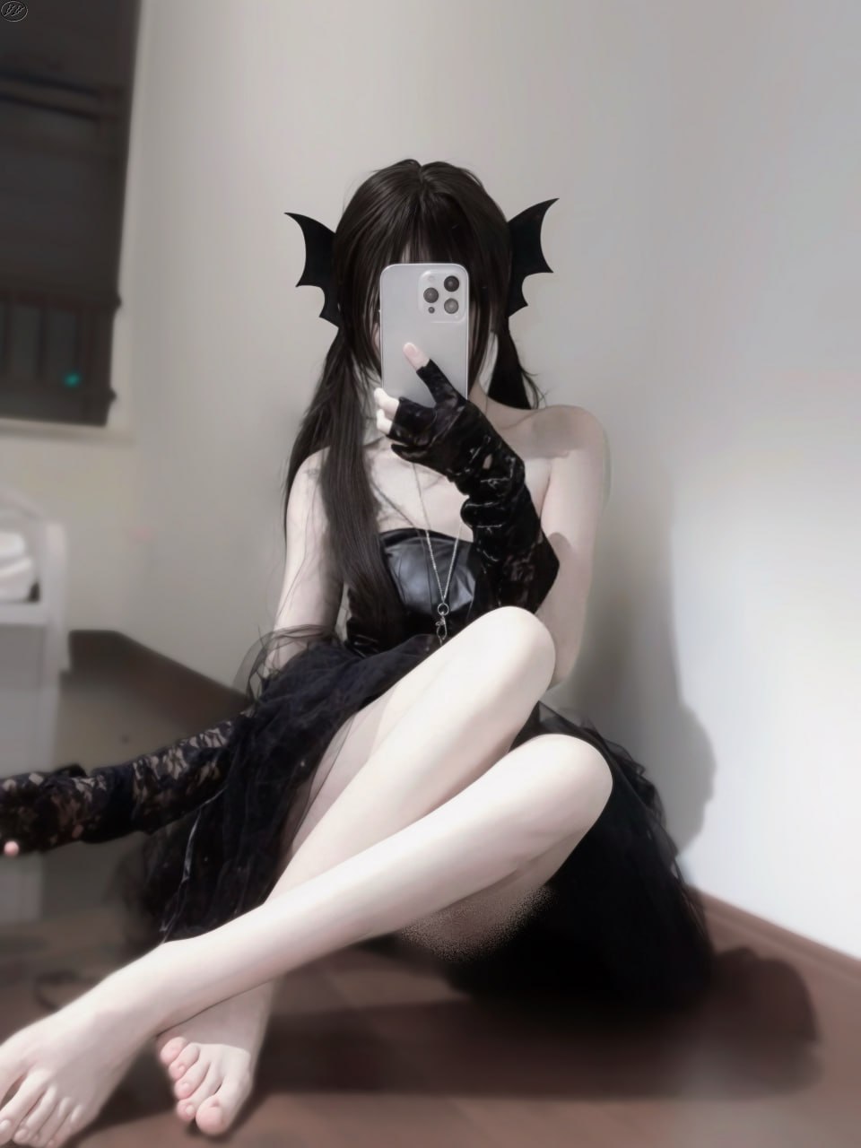 广西 南宁 21岁 153cm 70 B杯 无 白幼瘦 抽烟纹身:无抽烟有纹身 SM:否 无套:否 口交:否 过夜:否 同居:否 可飞:可 价格:15 特点:白幼瘦