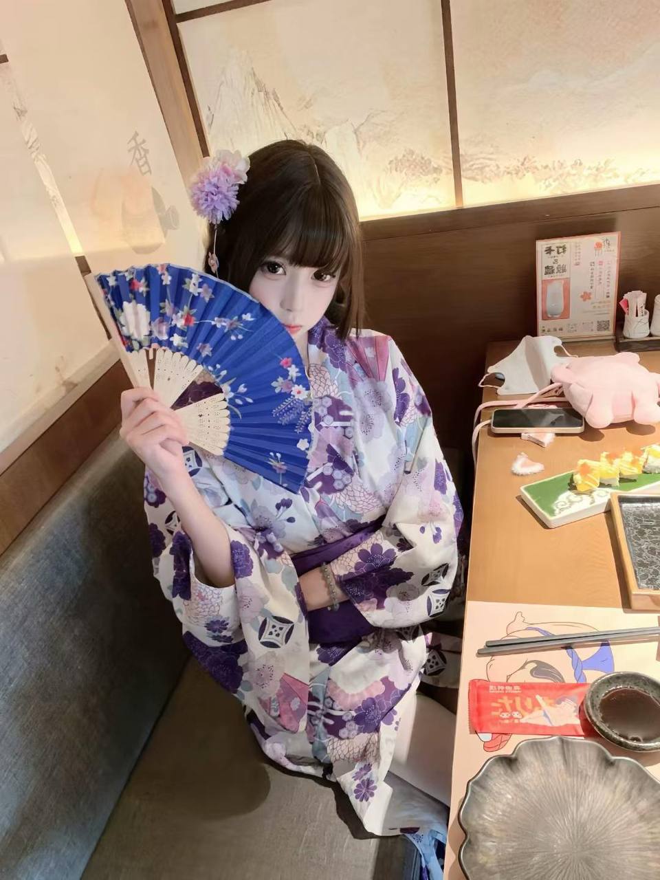 江苏 南京 18岁 168cm 100 B杯 无 温柔可爱 照顾 体贴 抽烟纹身:无 SM:是 无套:否 口交:可 过夜:可 同居:可 可飞:可 价格:13 特点:温柔可爱 照顾 体贴
