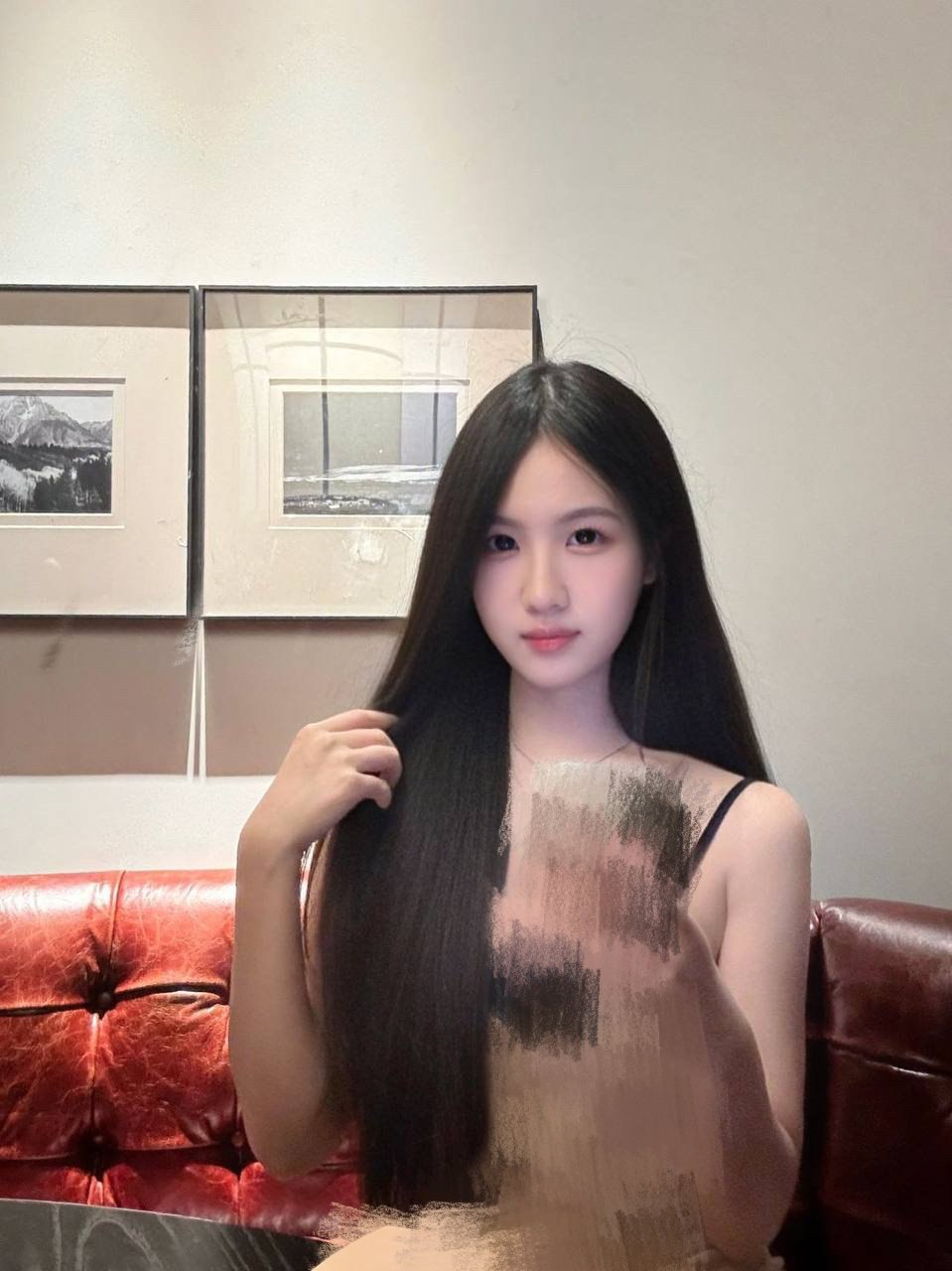 四川 成都 24岁 165cm 95 腿长很好看 长相清纯甜美 真人有气质 纯天然无整 性格活泼 高学历 情商在线 相处起来很开心 SM:否 无套:否 口交:可 过夜:可 可飞:可 价格:40 特点:腿长很好看 长相清纯甜美 真人有气质 纯天然无整 性格活泼 高学历 情商在线 相处起来很开心