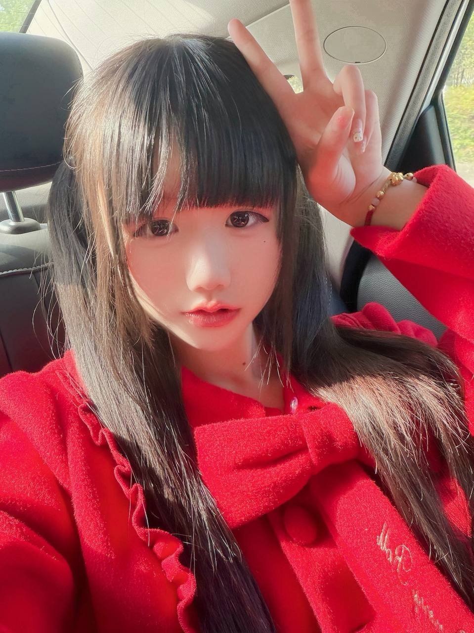 四川 成都 18岁 163cm 98 B杯 清纯可爱,身材好,皮肤白嫩,接受度配合度高。可以不打扰老板也可以黏你 SM:是 无套:可 口交:可 过夜:可 同居:否 可飞:本地 价格:10 特点:清纯可爱,身材好,皮肤白嫩,接受度配合度高。可以不打扰老板也可以黏你
