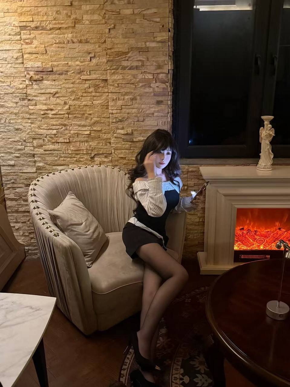 浙江 宁波 06岁 165cm 98 B杯 学生 听话懂事 温柔 SM:否 无套:可 口交:可 过夜:可 同居:可 可飞:可 价格:12 特点:听话懂事 温柔