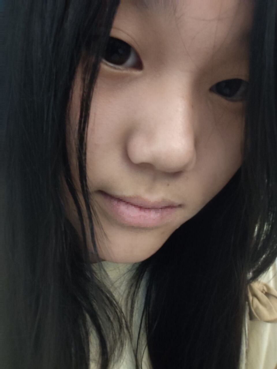 内蒙古 乌兰察布 18岁 171cm 140 C杯 无 个高腿长,声音超甜,听话懂事,粉紧嫩,超级大胸 提供情绪价值 抽烟纹身:无 SM:可 无套:可 口交:可 过夜:可 同居:可 可飞:内蒙古周围可以 价格:5 特点:个高腿长,声音超甜,听话懂事,粉紧嫩,超级大胸 提供情绪价值