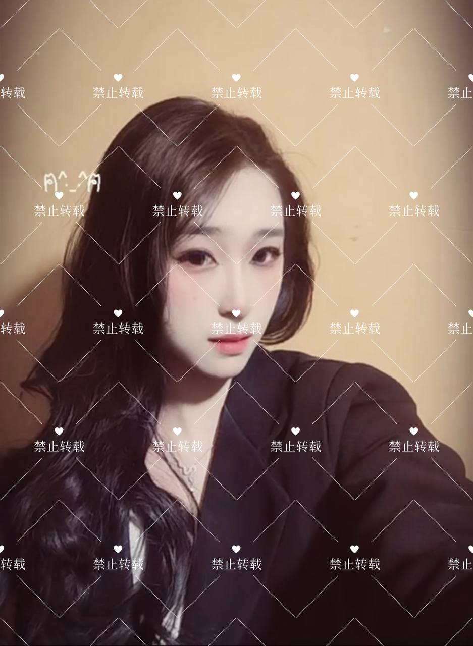 江西 南昌 19岁 170cm 116 B杯 主播 唱歌,性格还可以,笑起来甜,会打台球,阳光开朗 抽烟纹身:无 SM:可 无套:否 口交:否 过夜:否 同居:否 可飞:可 价格:4 特点:唱歌,性格还可以,笑起来甜,会打台球,阳光开朗