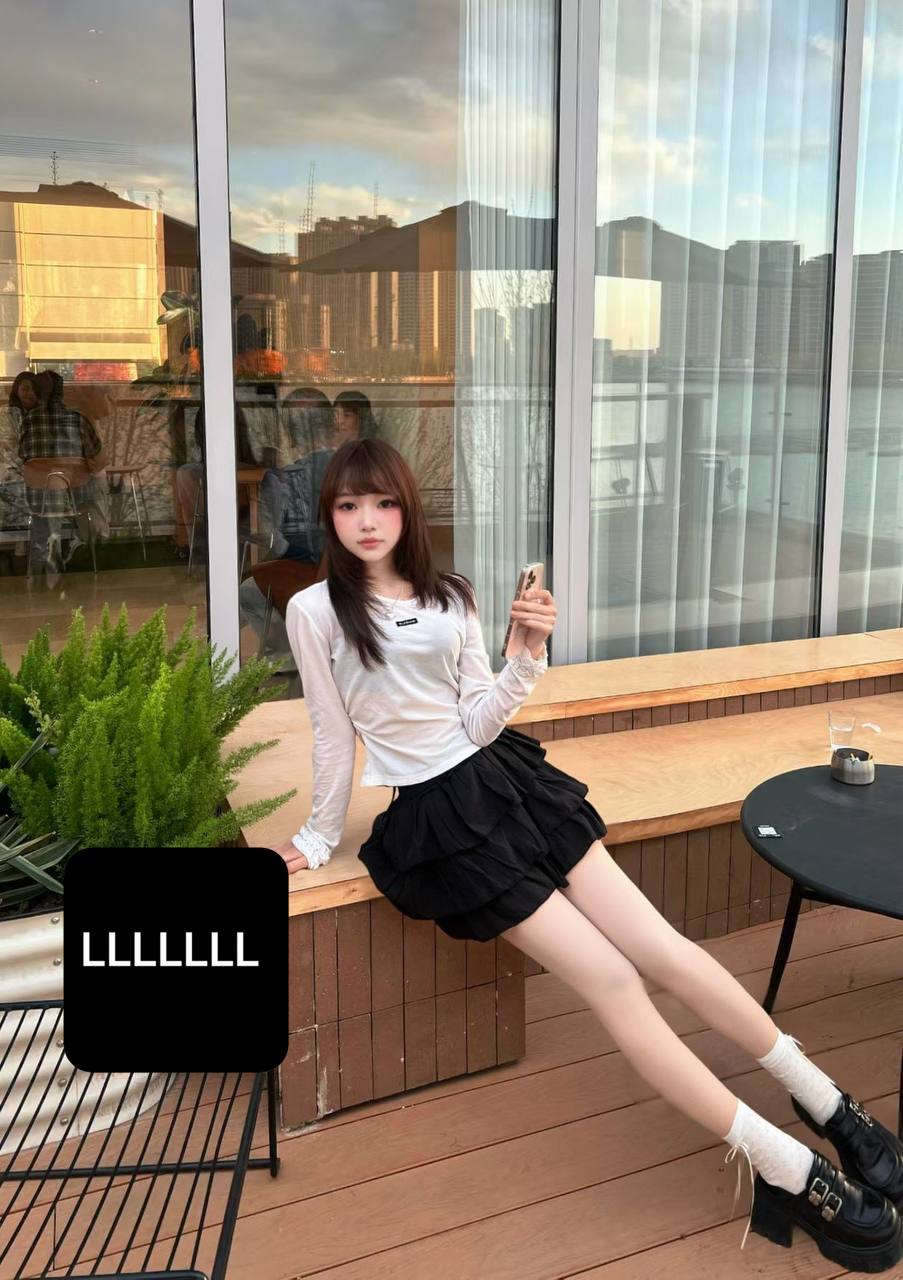 河北 保定 18岁 156cm B杯 学生 刚成年 学过舞蹈 性格开朗活泼有情绪价值 抽烟纹身:无 SM:否 无套:否 口交:可 过夜:可 同居:可 可飞:可以 价格:15 特点:刚成年 学过舞蹈 性格开朗活泼有情绪价值
