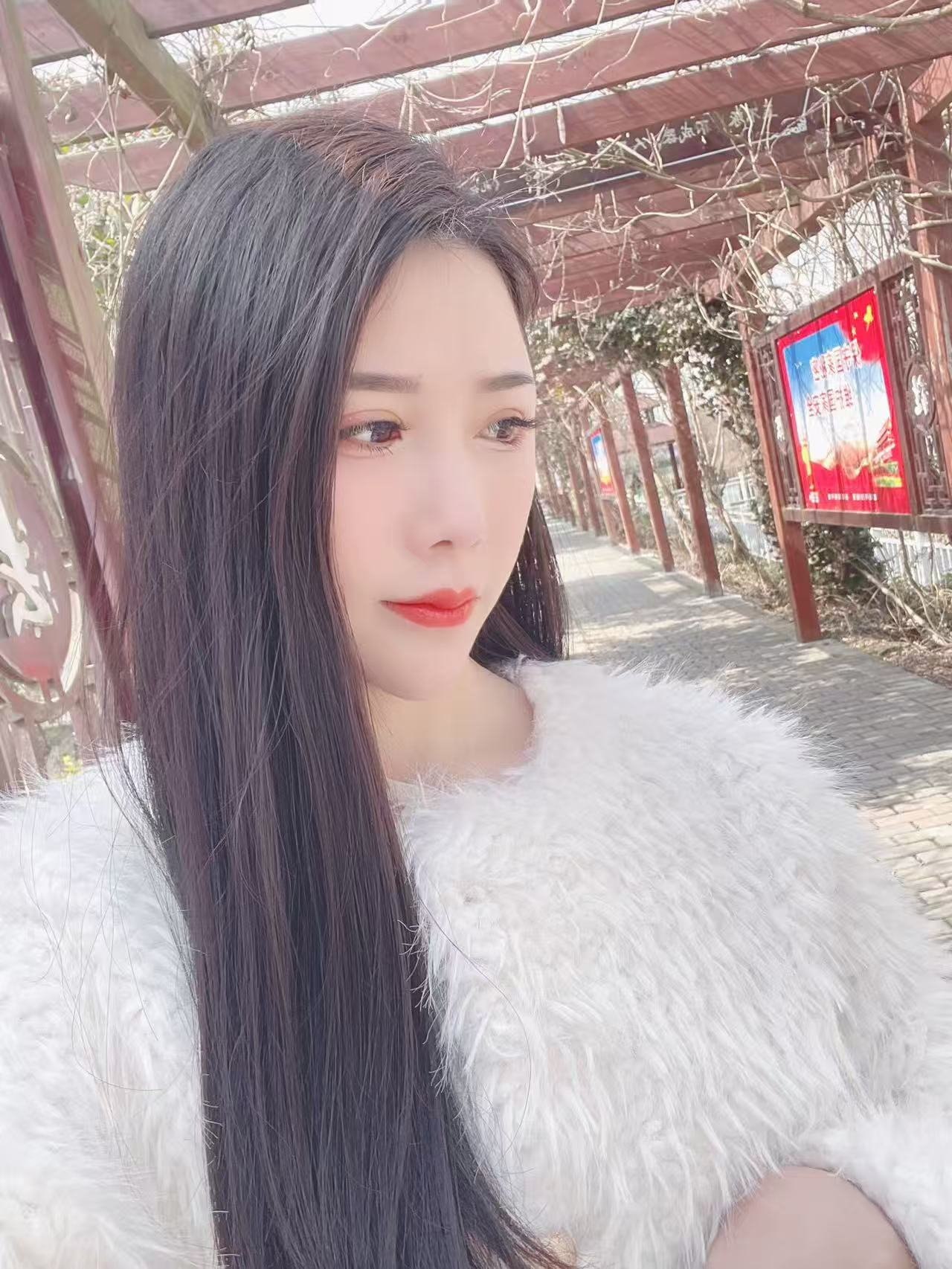 陕西 汉中 29岁 163cm 96 B杯 工作 人妻少妇 年少不知姐姐好 错把少女当成宝 温柔体贴 懂事不粘人 好相处 会照顾人 会提供情绪价值 床上放得开 可口可无可内 不是很过分的要求都可以接受 配合度高 不死鱼 声音好听 少妇的魅力 不用多说 有喜欢的老板可以来体验 抽烟纹身:无 SM:否 无套:可 口交:可 过夜:可 同居:否 可飞:看情况 价格:6 特点:人妻少妇 年少不知姐姐好 错把少女当成宝 温柔体贴 懂事不粘人 好相处 会照顾人 会提供情绪价值 床上放得开 可口可无可内 不是很过分的要求都可以接受 配合度高 不死鱼 声音好听 少妇的魅力 不用多说 有喜欢的老板可以来体验