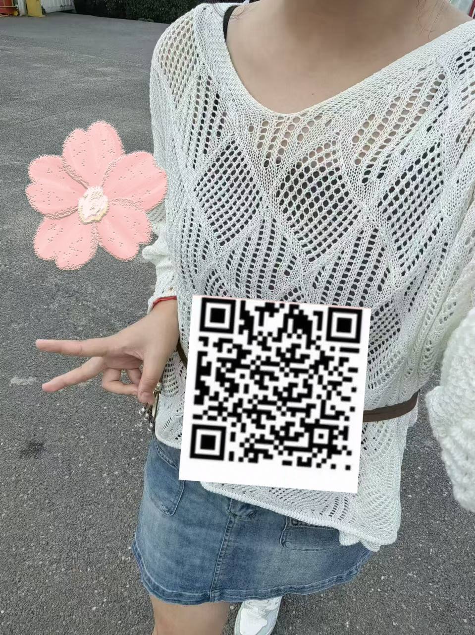 陕西 西安 20岁 173cm 132 B杯 学生 抽烟纹身:无 SM:是 无套:否 口交:可 过夜:可 同居:否 可飞:不可 价格:3