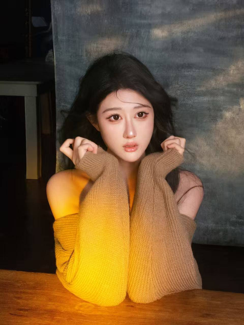 江苏 苏州 22岁 168cm 47 C杯 平面模特 服表毕业生,没怎么谈恋爱,24年江苏赛区最佳身材奖,身材比例好 ,三点粉一线天,有三点图 抽烟纹身:无 SM:否 无套:否 口交:可 过夜:可 同居:否 可飞:可 价格:16 特点:服表毕业生,没怎么谈恋爱,24年江苏赛区最佳身材奖,身材比例好 ,三点粉一线天,有三点图