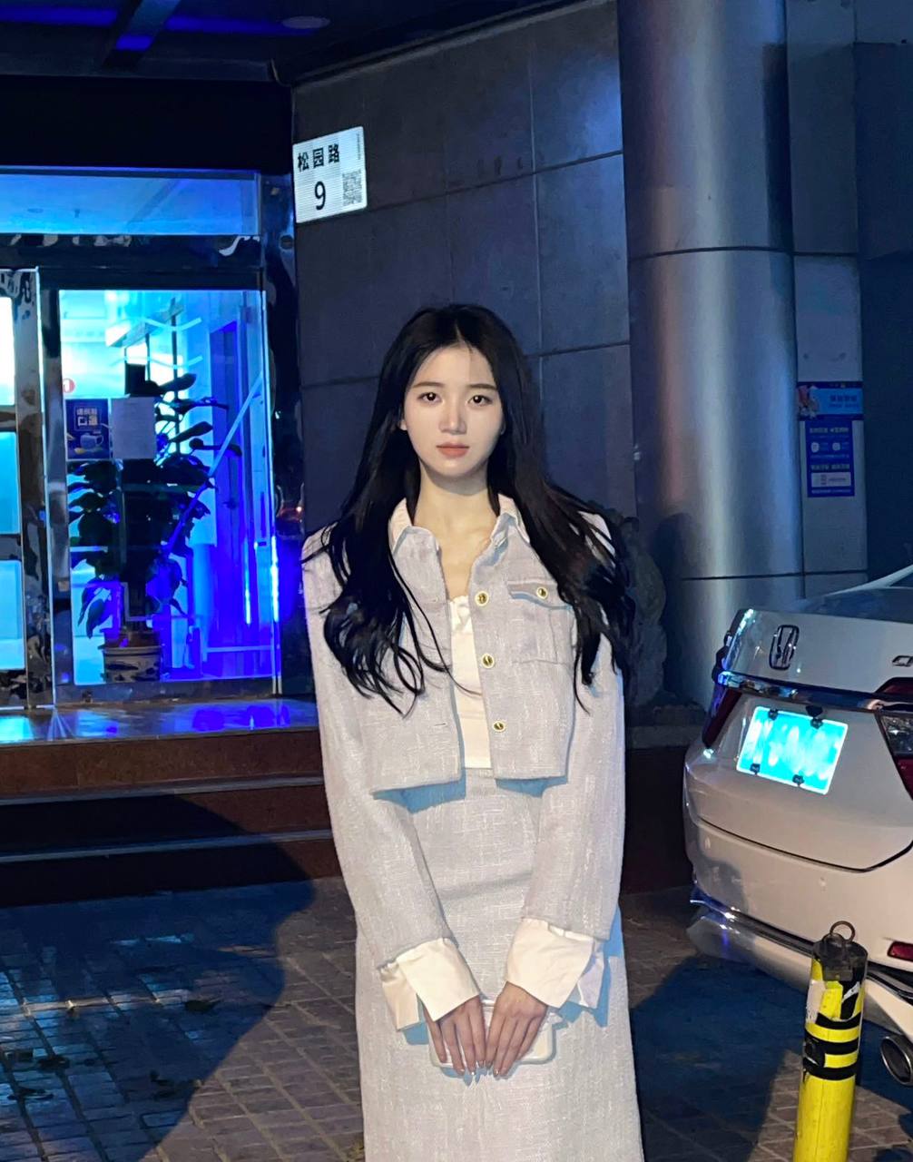 广东 深圳 24岁 168cm 47 B杯 待业 纯真性感 个子高腿长 身材比例好 温柔体贴,高情绪价值高❣️性格好~清纯女友感 素颜底子皮肤好 很清纯 社交圈干净 有活力没有不良嗜好 抽烟纹身:无 SM:轻微 无套:否 口交:可 过夜:可 同居:可 可飞:可,港澳 价格:15 特点:纯真性感 个子高腿长 身材比例好 温柔体贴,高情绪价值高❣️性格好~清纯女友感 素颜底子皮肤好 很清纯 社交圈干净 有活力没有不良嗜好