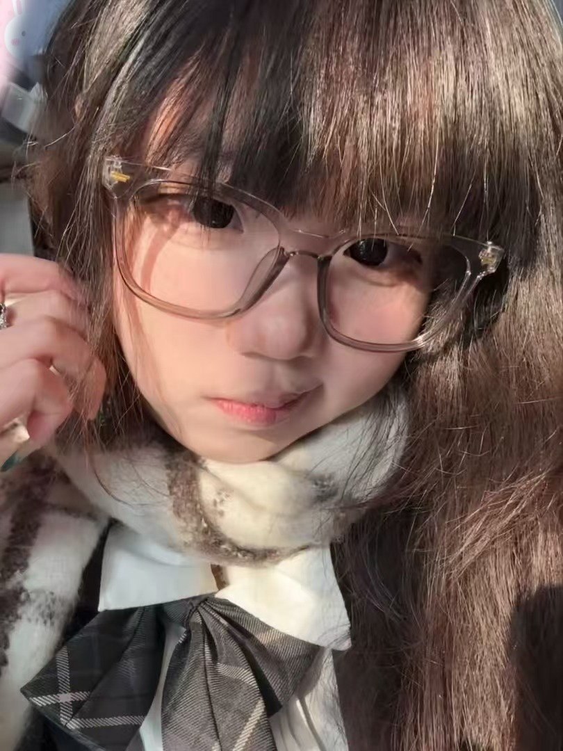四川 成都 19岁 171cm 57 C杯 学生 211女大 情绪价值足 听得懂人话 不事b 口活技术非常好 床上sao 超级反差 轻微m 水多 SM:是 无套:否 口交:可 过夜:可 同居:可 可飞:能 价格:12 特点:211女大 情绪价值足 听得懂人话 不事b 口活技术非常好 床上sao 超级反差 轻微m 水多