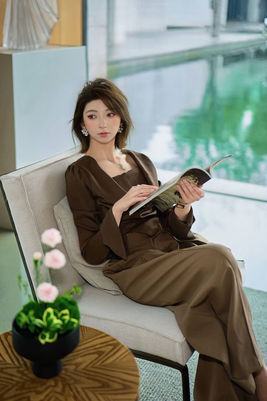 浙江 杭州 24岁 168cm 96 B杯 国企 医学硕士,可御可甜,反差感强,智商情商在线,性格很好,气氛好 抽烟纹身:无 SM:是 无套:可 口交:可 过夜:可 同居:可 可飞:可 价格:18 特点:医学硕士,可御可甜,反差感强,智商情商在线,性格很好,气氛好