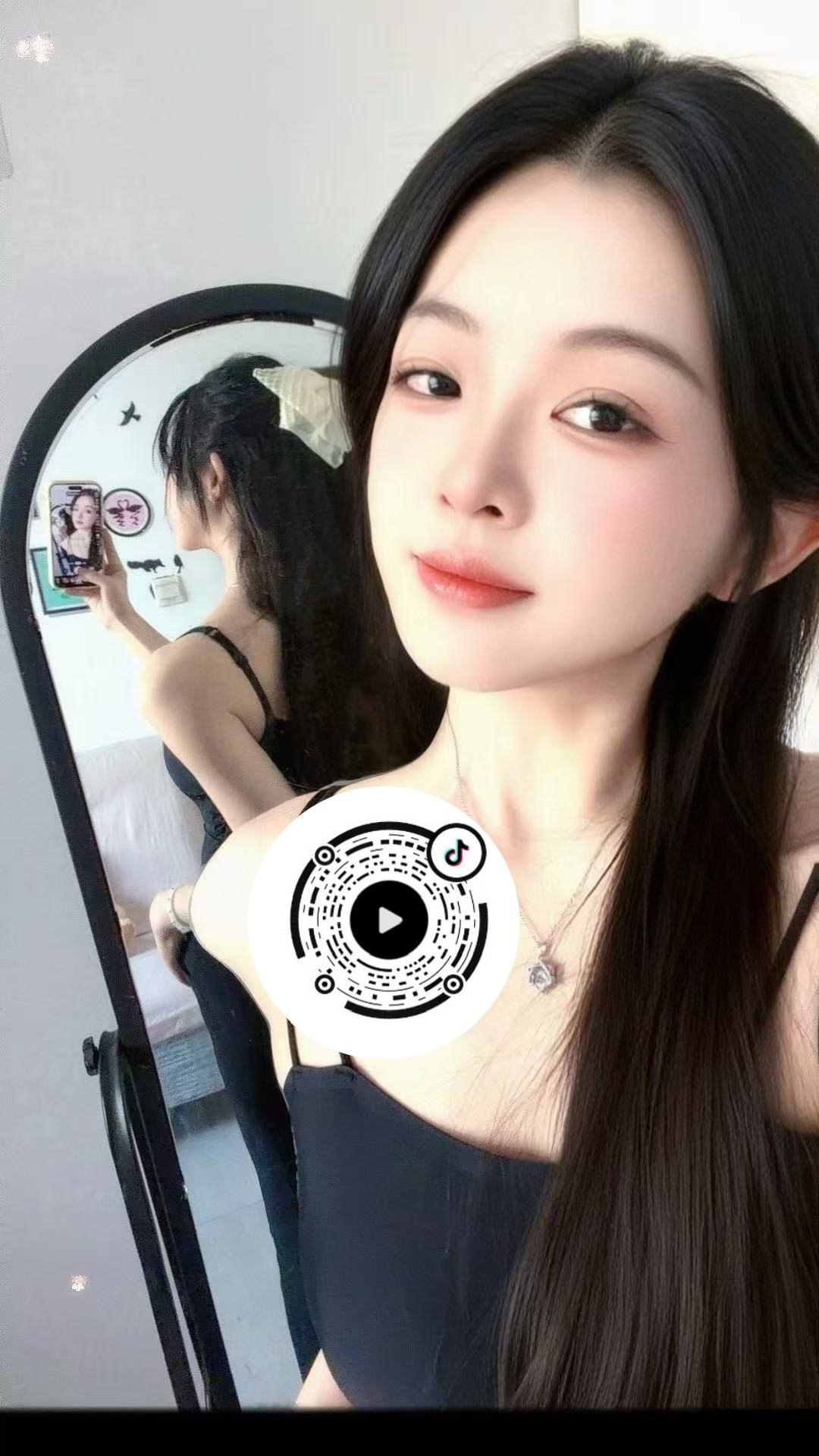新疆 乌鲁木齐 25岁 165cm 104 B杯 工作 声音好听会唱歌 身体柔 会来事 抽烟纹身:无 SM:否 无套:可 口交:可 过夜:可 同居:可 可飞:可 价格:9 特点:声音好听会唱歌 身体柔 会来事
