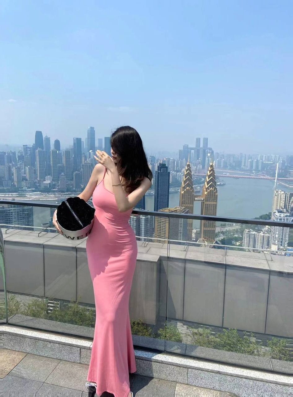 广东 深圳 25岁 175cm 104 B杯 上班 健身,英语,高尔夫,网球,性格好,身材好,懂事 抽烟纹身:无 SM:否 无套:可 口交:可 过夜:可 同居:可 可飞:可 价格:20 特点:健身,英语,高尔夫,网球,性格好,身材好,懂事