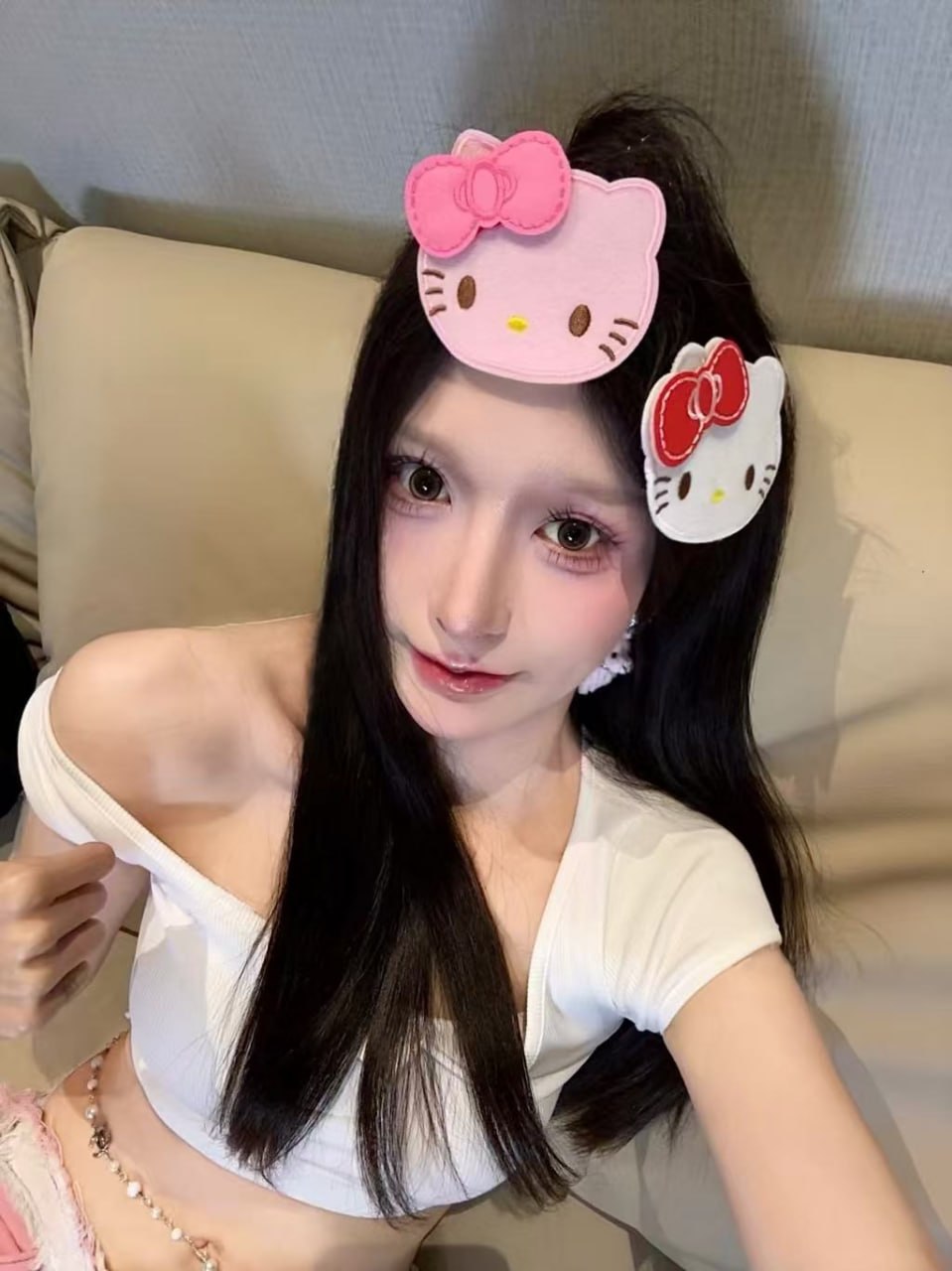 浙江 杭州 22岁 168cm 88 B杯 模特 皮肤白嫩 筷子腿 腰细腿长 抽烟纹身:无 SM:是 无套:否 口交:可 过夜:可 同居:可 可飞:可 价格:25 特点:皮肤白嫩 筷子腿 腰细腿长