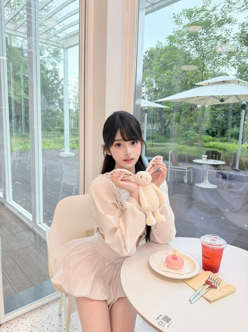 广东 深圳 22岁 163cm 94 C杯 学生 音乐生,会舞蹈,钢琴六级,白虎一线天,很紧不常开,性格温柔,皮肤很好,素颜清纯天然脸 抽烟纹身:无 SM:可 无套:可 口交:可 过夜:可 同居:可 可飞:可 价格:27 特点:音乐生,会舞蹈,钢琴六级,白虎一线天,很紧不常开,性格温柔,皮肤很好,素颜清纯天然脸