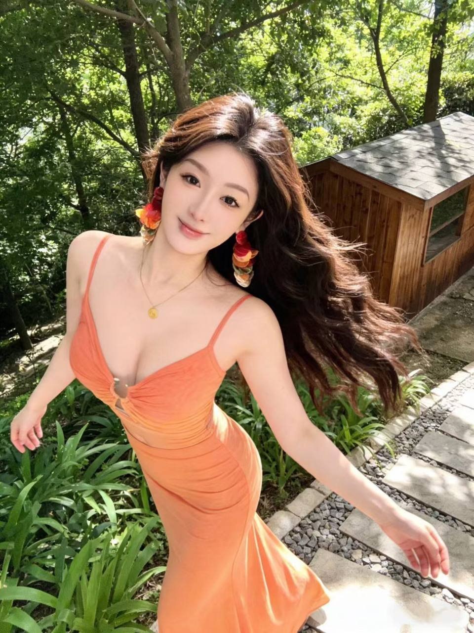 广东 佛山 23岁 164cm 110 C杯 钢琴教师 可以做三,床技好,口技好,会付出真感情让金主找到初恋的感觉 抽烟纹身:无 SM:否 无套:可 口交:可 过夜:可 同居:可 可飞:否 价格:60 特点:可以做三,床技好,口技好,会付出真感情让金主找到初恋的感觉