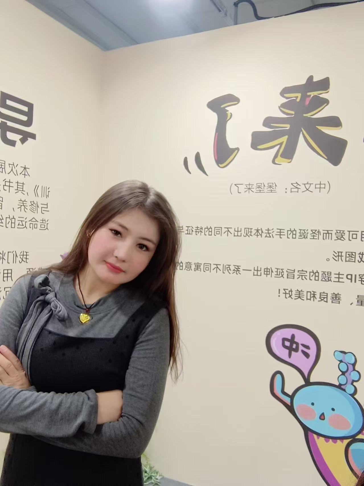 辽宁 营口 20岁 160cm 48 B杯 学生 刚破处,没谈过恋爱,乖巧懂事,会察言观色 抽烟纹身:无 SM:否 无套:否 口交:否 过夜:否 同居:否 可飞:否 价格:3 特点:刚破处,没谈过恋爱,乖巧懂事,会察言观色