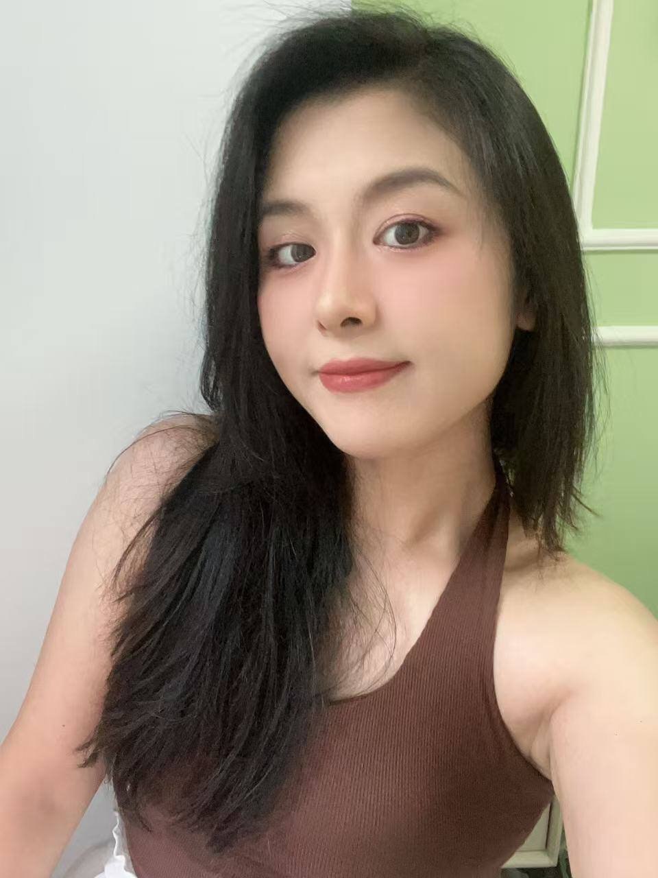 四川 成都 29岁 168cm 114 B杯 办公室文员 当过槟,能喝酒,健身,本人显年纪小,情商高,身边单纯无伴侣,没有同居过,长期,可甜可酷可性感 抽烟纹身:有纹身 SM:否 无套:否 口交:可 过夜:可 同居:可 可飞:可 价格:6 特点:当过槟,能喝酒,健身,本人显年纪小,情商高,身边单纯无伴侣,没有同居过,长期,可甜可酷可性感