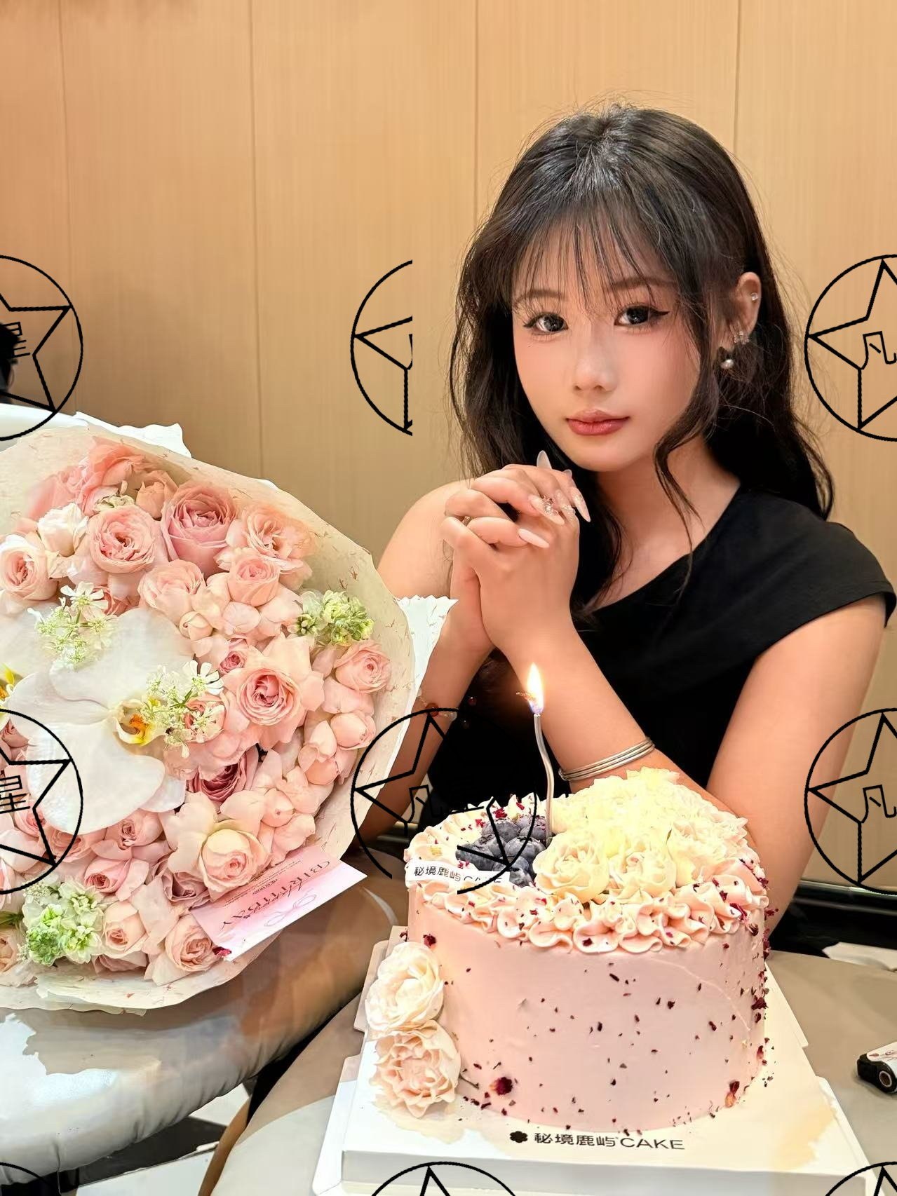 河南 驻马店 18岁 165cm 107 B杯 主播 清纯小美,可甜可性感,性格懂事嘴甜会哄人 抽烟纹身:无 SM:否 无套:可 口交:可 过夜:否 同居:否 可飞:否 价格:6-12 特点:清纯小美,可甜可性感,性格懂事嘴甜会哄人