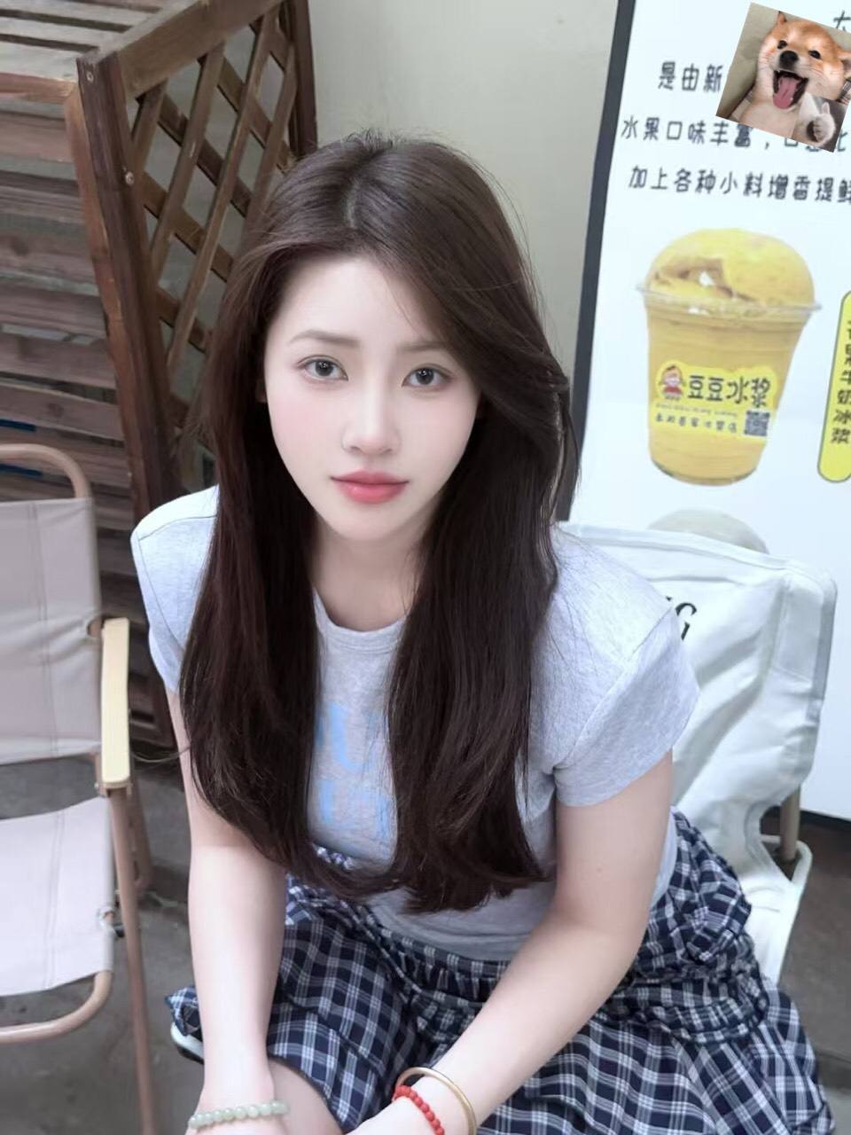 河南 郑州 25岁 157cm 92 C杯 中药销售 清纯甜美 性格乐观开朗,情商高,沟通能力强相处起来会让你舒适 为人真诚坦率,事少不粘人,皮肤细腻光滑,有点小反差 懂得配合 纯天然大,体质敏感多,会提供情绪价值满满 抽烟纹身:有纹身 SM:否 无套:可 口交:可 过夜:可 同居:可 可飞:能 价格:6 特点:清纯甜美 性格乐观开朗,情商高,沟通能力强相处起来会让你舒适 为人真诚坦率,事少不粘人,皮肤细腻光滑,有点小反差 懂得配合 纯天然大,体质敏感多,会提供情绪价值满满