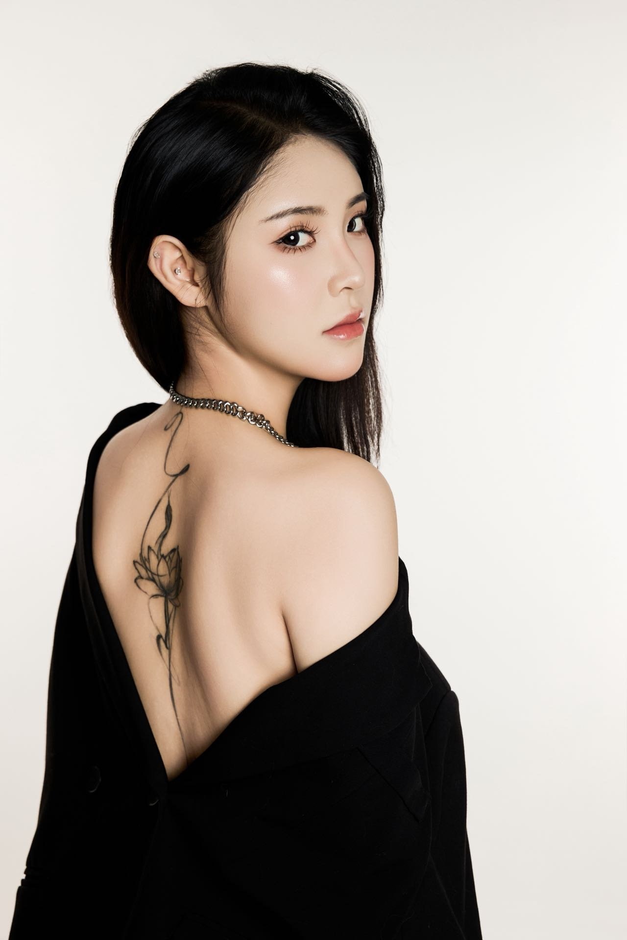 浙江 宁波 湖南 长沙 24岁 174cm 118 B杯 有舌钉 活好 纯欲美女 无风尘气 清纯活泼 温柔体贴性格好 皮肤白皙 身材一流 抽烟纹身:无抽烟有纹身 SM:否 无套:可 口交:可 过夜:可 同居:可 可飞:可 价格:10-15 特点:有舌钉 活好 纯欲美女 无风尘气 清纯活泼 温柔体贴性格好 皮肤白皙 身材一流