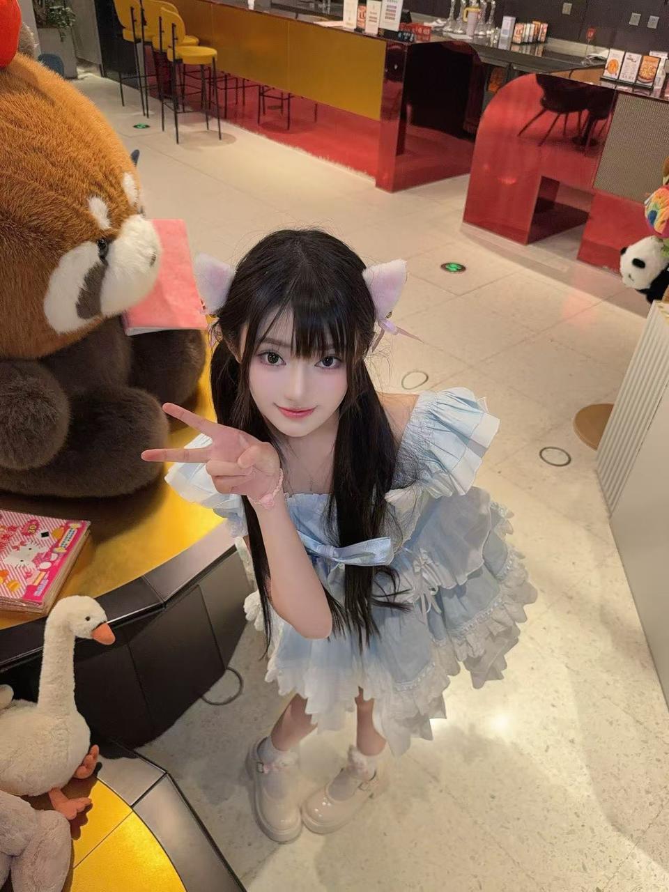 广东 深圳 23岁 163cm 47 D杯 学生 纯御;英韩日三语;会舞蹈,皮肤好;温柔性格好恋爱感强 抽烟纹身:无 SM:否 无套:可 口交:可 过夜:可 同居:可 可飞:可 价格:30 特点:纯御;英韩日三语;会舞蹈,皮肤好;温柔性格好恋爱感强
