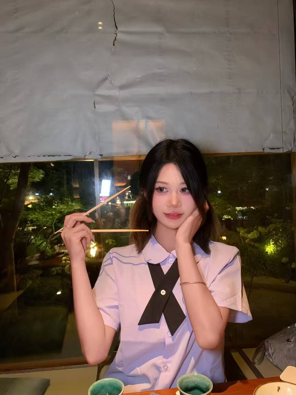四川 成都 23岁 165cm 92 B杯 摄影 好看 身材好 听话 配合 服从 抽烟纹身:无 SM:轻微 无套:可 口交:可 过夜:可 同居:可 可飞:可 价格:7 特点:好看 身材好 听话 配合 服从