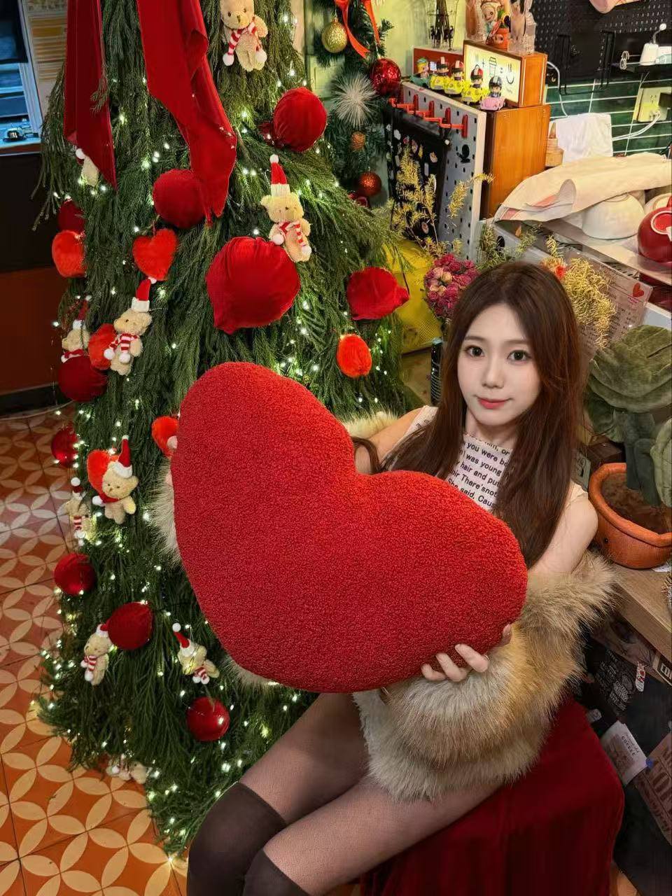北京 北京 23岁 172cm 108 A杯 行政 腿长 水多 人美 皮肤白 活好 抽烟纹身:无抽烟有纹身 SM:可 无套:可 口交:可 过夜:可 同居:否 可飞:假期及周末可以 价格:15 特点:腿长 水多 人美 皮肤白 活好