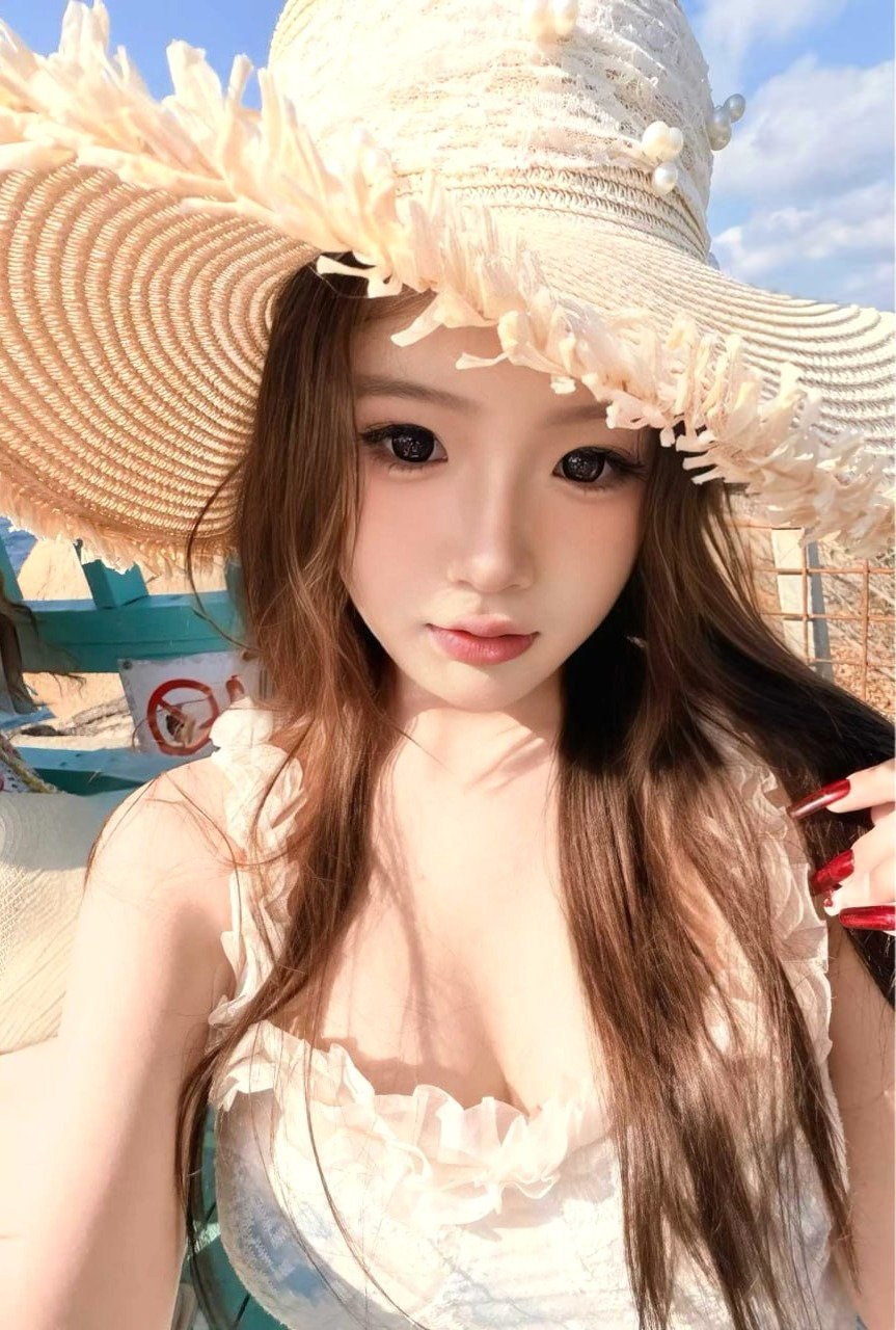 浙江 嘉兴 19岁 160cm 105 B杯 学生 听话 会喷水 抽烟纹身:无抽烟有纹身 SM:是 无套:可 口交:可 过夜:可 同居:否 可飞:可 可以去香港 价格:10 特点:听话 会喷水