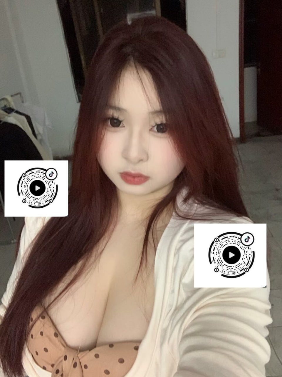 广东 惠州 18岁 159cm 61 C杯 学生 听话,水多 抽烟纹身:无 SM:是 无套:否 口交:可 过夜:可 同居:否 可飞:能 价格:8 特点:听话,水多