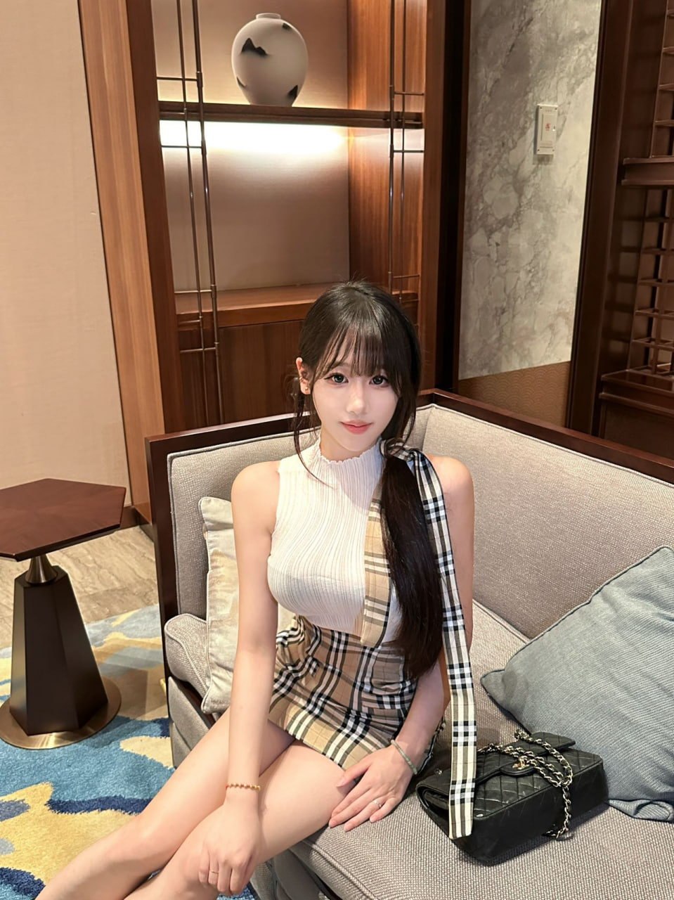 江苏 南京 20岁 163cm 98 D杯 学生 台湾人在南京 本人比照片好看 天然D 什么都会一点 特长钢琴舞蹈 G外大部分免签 抽烟纹身:无 SM:否 无套:可 口交:可 过夜:可 同居:可 可飞:可 价格:25 特点:台湾人在南京 本人比照片好看 天然D 什么都会一点 特长钢琴舞蹈 G外大部分免签