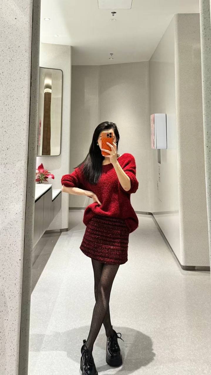 广东 深圳 25岁 163cm 43 B杯 设计师 肤白貌美 身材好 高学历 体面的工作 抽烟纹身:不抽烟有纹身 SM:否 无套:可 口交:可 过夜:可 同居:否 可飞:否 价格:30 特点:肤白貌美 身材好 高学历 体面的工作