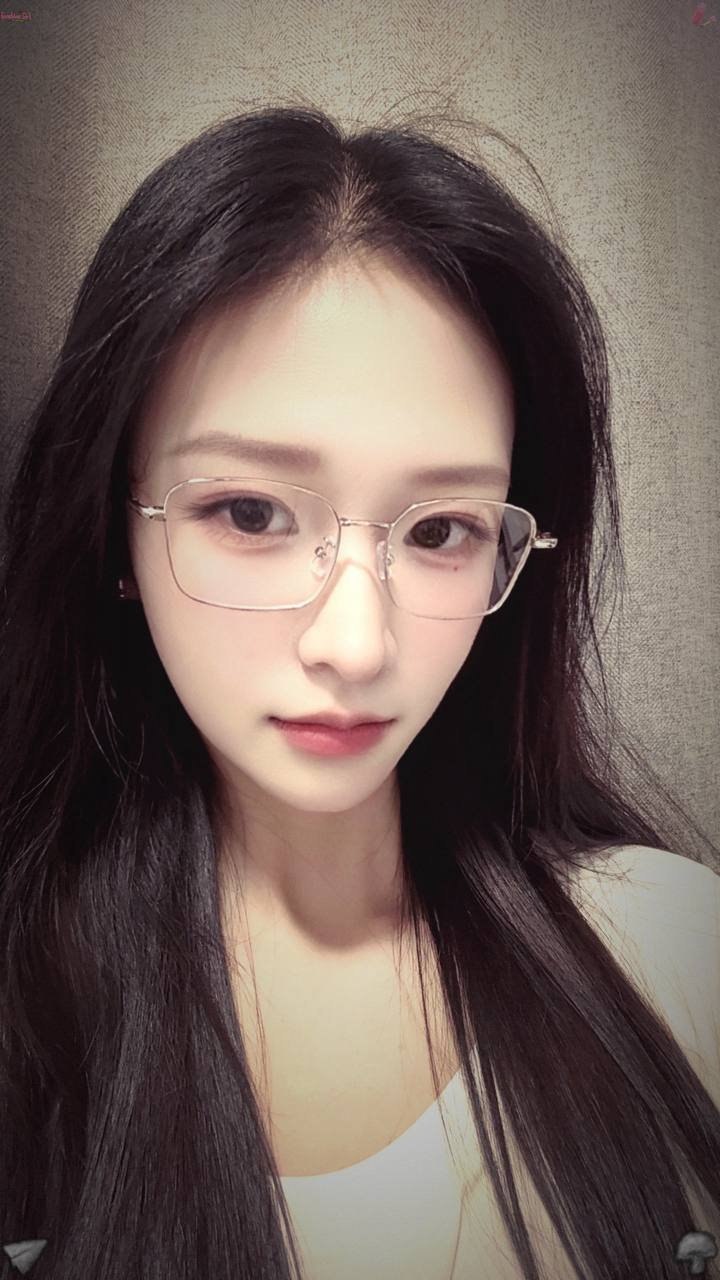 浙江 杭州 24岁 164cm 98 B杯 医美 抽烟纹身:无 SM:否 无套:否 口交:可 过夜:可 同居:否 可飞:否 价格:8