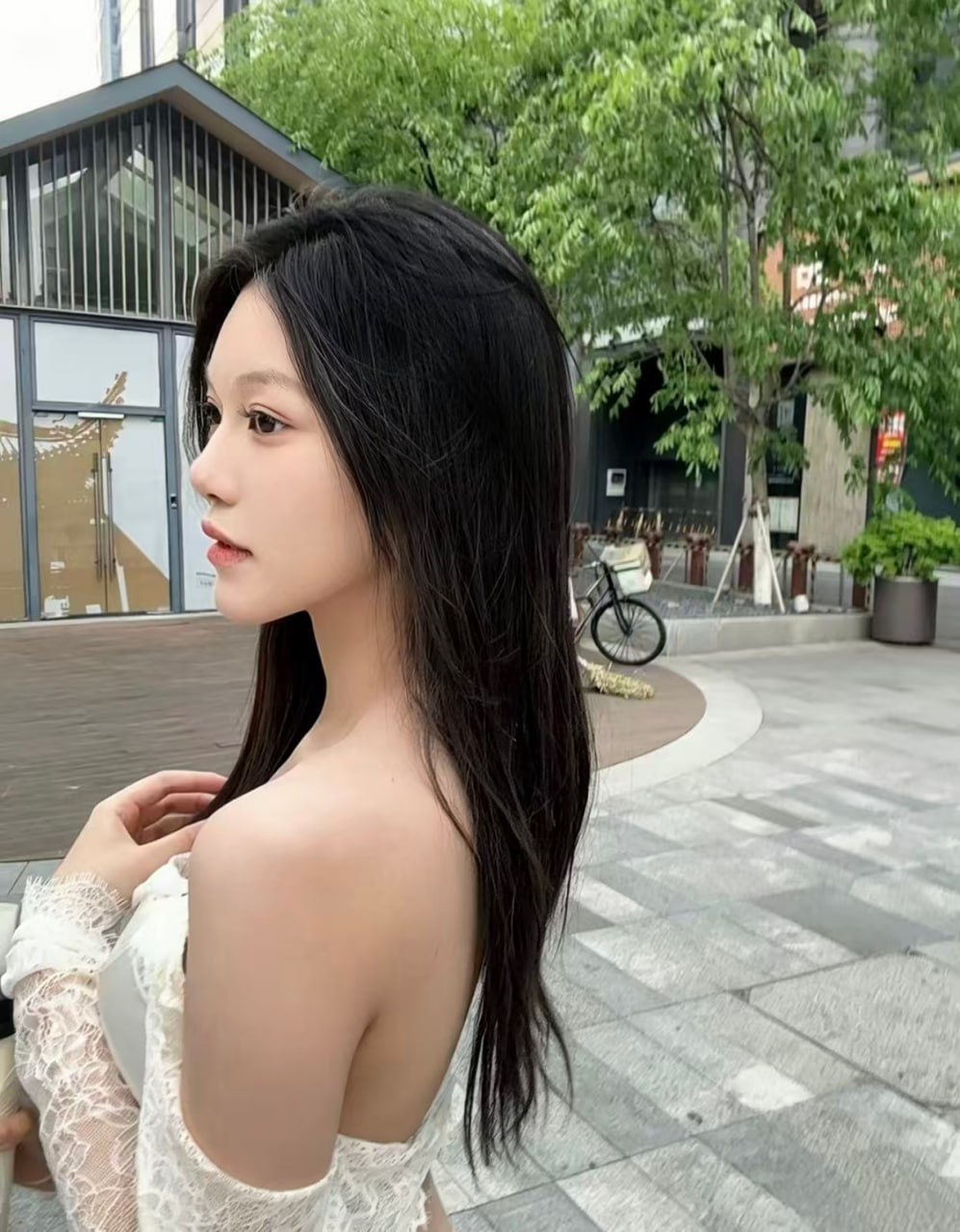 浙江 宁波 18岁 168cm 48 B杯 学生 年轻听话 抽烟纹身:无 SM:可 无套:否 口交:可 过夜:否 同居:否 可飞:不能(宁波最好) 价格:6 特点:年轻听话