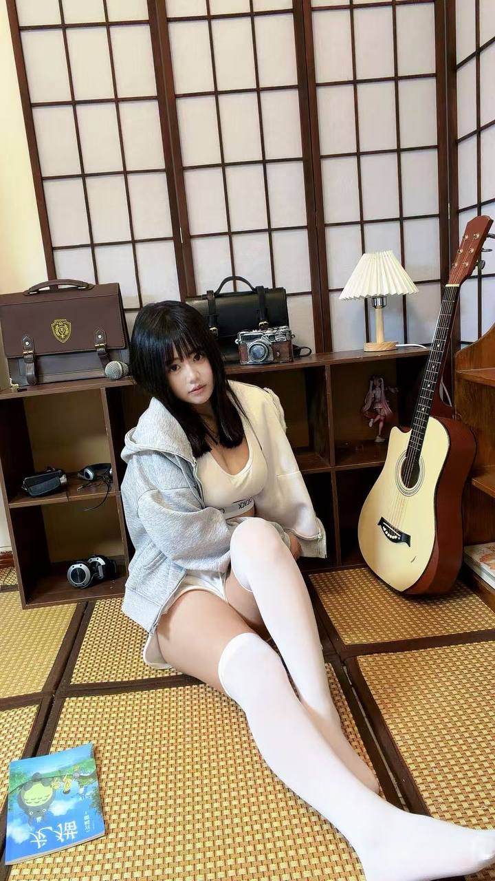 福建 厦门 22岁 156cm 94 B杯 实习 长相乖巧可爱清纯,声音好听,年轻漂亮,懂得分寸,风格百搭反差,接受度高,配合较好,主动热情,水多温润,床上特别懂事,情趣价值满满 抽烟纹身:无 SM:否 无套:否 口交:可 过夜:可 同居:否 可飞:可 价格:13 特点:长相乖巧可爱清纯,声音好听,年轻漂亮,懂得分寸,风格百搭反差,接受度高,配合较好,主动热情,水多温润,床上特别懂事,情趣价值满满