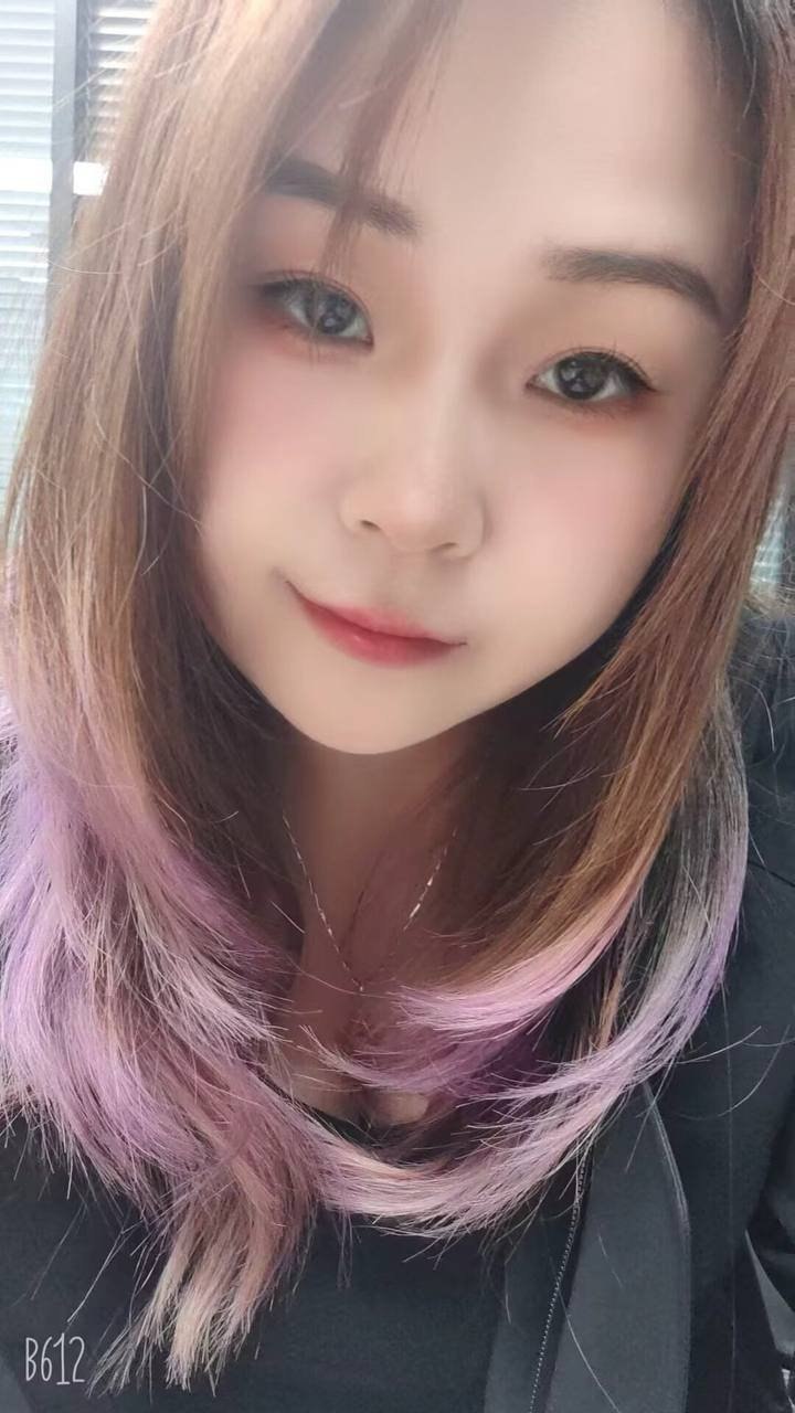 河南 郑州 26岁 161cm 117 B杯 小职员 微胖型,听话乖巧 SM:否 无套:可 口交:可 过夜:可 可飞:可 价格:4 特点:微胖型,听话乖巧