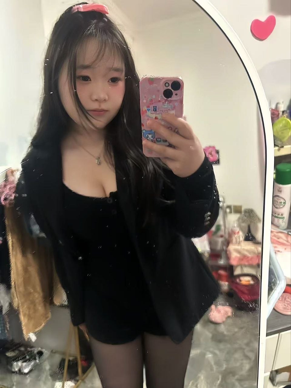 河北 石家庄 18岁 166cm 115 C杯 学生 接受能力强 骚 配合度高 听话不做作 皮肤嫩前凸后翘 长得还行 抽烟纹身:有纹身 SM:否 无套:可 口交:可 过夜:可 同居:可 可飞:可 价格:3 特点:接受能力强 骚 配合度高 听话不做作 皮肤嫩前凸后翘 长得还行