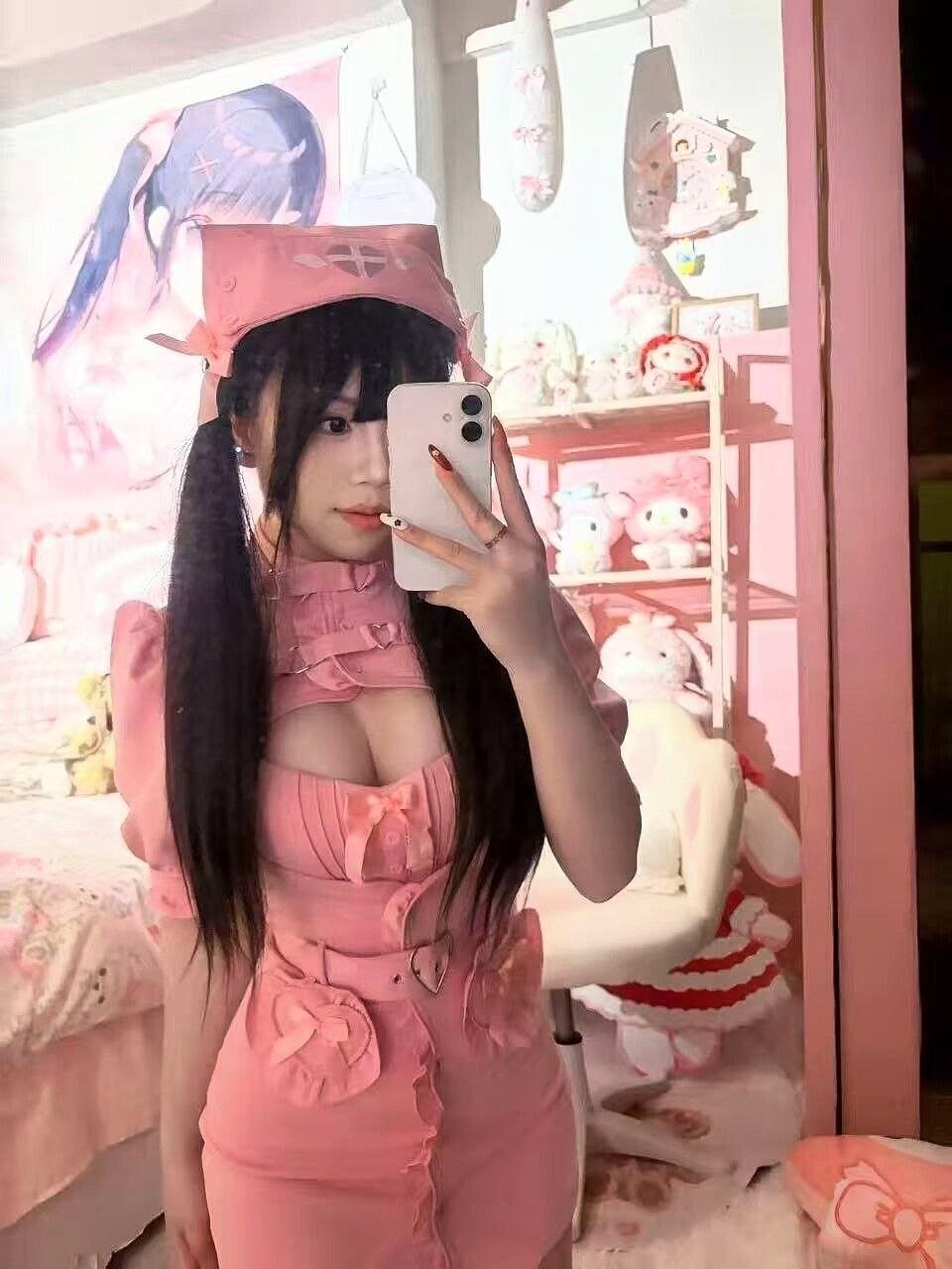 江苏 徐州 21岁 166cm 107 C杯 学生 在校女大,颜值高,身材顶,温柔体贴听话反差,微胖天花板,玩起来很爽 抽烟纹身:无 SM:是 无套:否 口交:可 过夜:可 同居:可 可飞:可以 价格:6 特点:在校女大,颜值高,身材顶,温柔体贴听话反差,微胖天花板,玩起来很爽