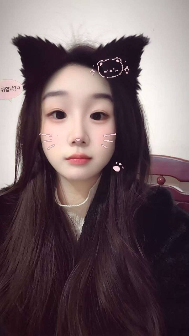 广东 佛山 27岁 161cm 101 A杯 工作 专一,本人比视频好看,温柔,配合度高,第一次下海,可以附近包月 抽烟纹身:无 SM:是 无套:否 口交:可 过夜:可 同居:否 可飞:不能 价格:10 特点:专一,本人比视频好看,温柔,配合度高,第一次下海,可以附近包月