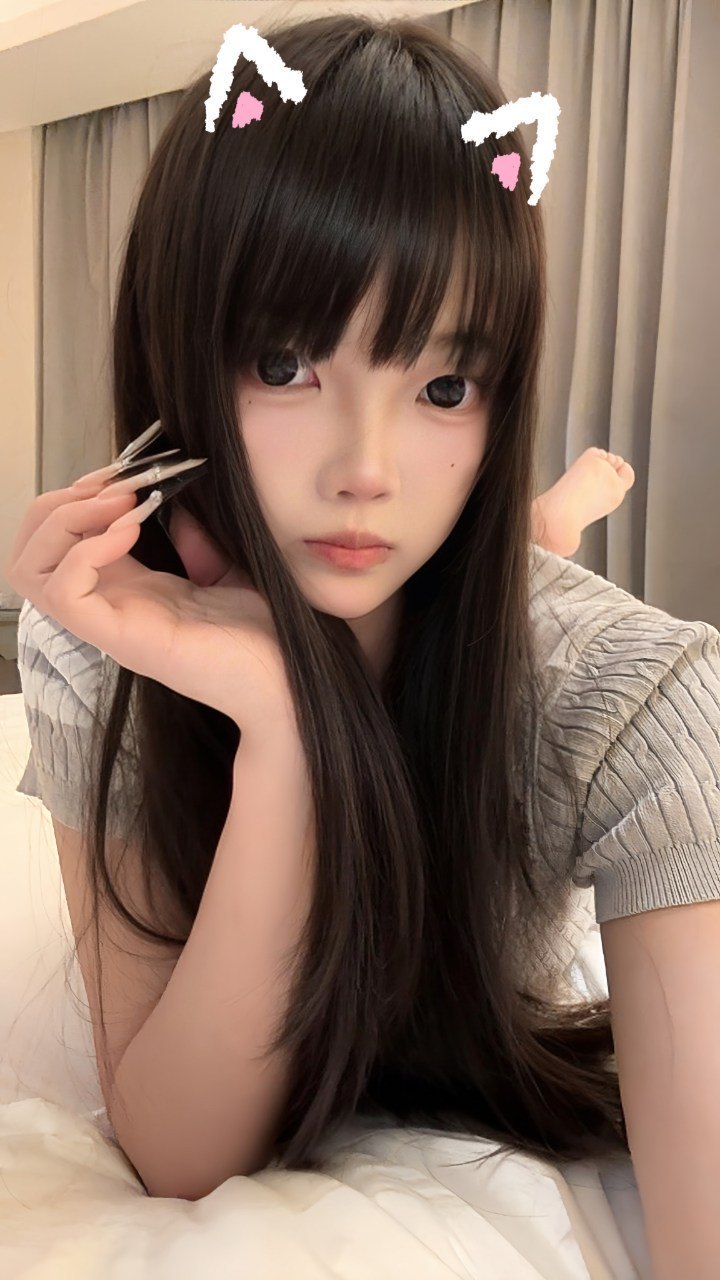 广西 百色 19岁 165cm 47 B杯 学生 抽烟纹身:无 SM:是 无套:可 口交:可 过夜:可 同居:可 可飞:是 价格:9