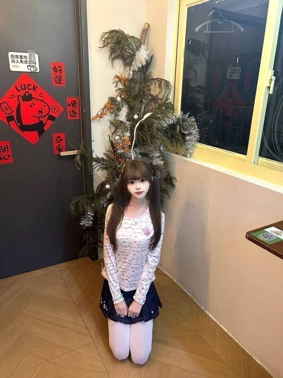 福建 宁德 18岁 162cm 85 B杯 暂时还没有 乖巧听话 抽烟纹身:不抽烟有纹身 SM:否 无套:可 口交:可 过夜:可 同居:否 价格:4 特点:乖巧听话