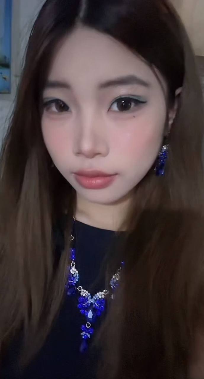 广东 广州 20岁 157cm 87 B杯 无 无 SM:否 无套:可 口交:可 过夜:可 同居:可 可飞:不行 价格:15 特点:无