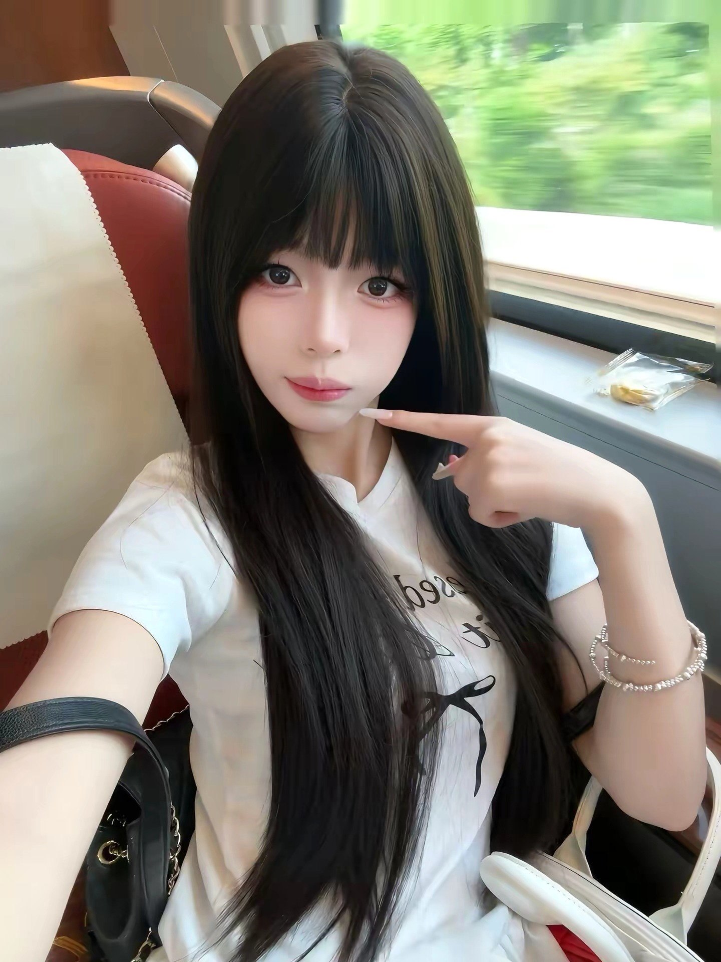 浙江 杭州 19岁 166cm 83 B杯 学生 长相清纯甜美 身材匀称 皮肤细腻 声音甜美 说话给人如沐春风的感觉 本科 比较懂事真诚 我的风格偏甜美清纯 性格比较温顺听话活泼 跟我在一起会有初恋般的感觉 有学过唱歌 腿长 喜欢情趣内衣 比较活泼 超级能提供情绪价值 抽烟纹身:无 SM:否 无套:否 口交:可 过夜:可 同居:否 可飞:能 价格:12 特点:长相清纯甜美 身材匀称 皮肤细腻 声音甜美 说话给人如沐春风的感觉 本科 比较懂事真诚 我的风格偏甜美清纯 性格比较温顺听话活泼 跟我在一起会有初恋般的感觉 有学过唱歌 腿长 喜欢情趣内衣 比较活泼 超级能提供情绪价值
