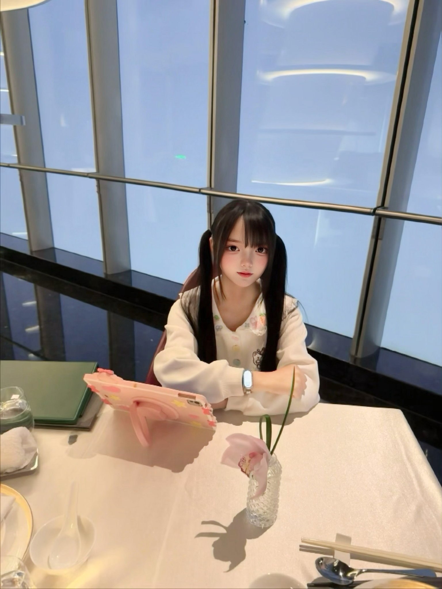 上海 上海 18岁 160cm 82 B杯 自媒体 听话乖巧,萝莉 白幼瘦 双马尾,声音好听,白虎,女儿型 可SM SM:是 无套:否 口交:否 过夜:可 同居:可 可飞:可 价格:30 特点:听话乖巧,萝莉 白幼瘦 双马尾,声音好听,白虎,女儿型 可SM